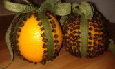 Orange Pomanders.jpg