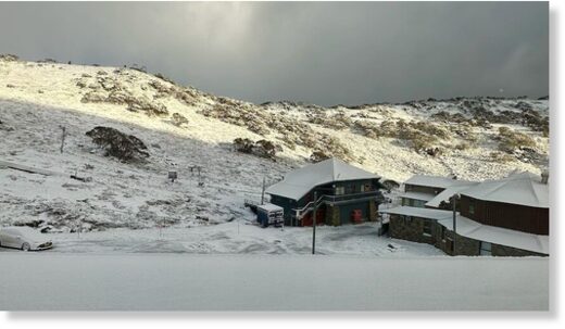 Plenty of snow has fallen at Charlotte Pass. Plenty of snow has fallen at Charlotte Pass.