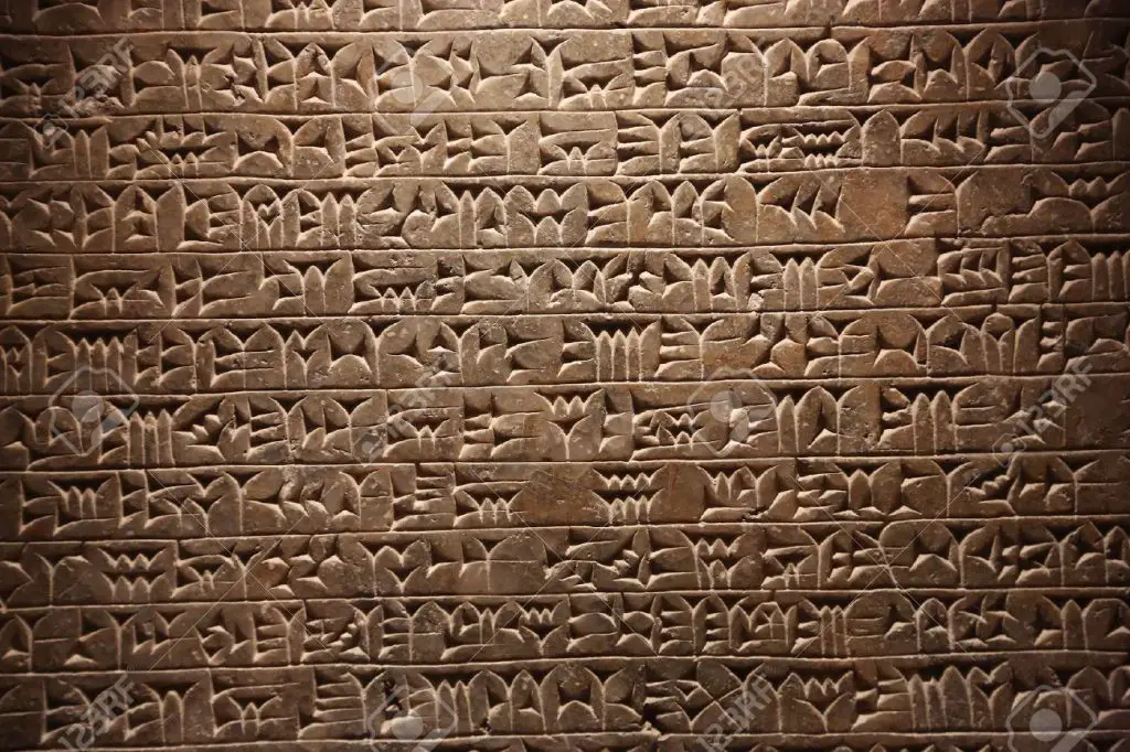 cuneiform-writing-of-the-ancient-sumerian-or-assyrian-1024x682.jpg