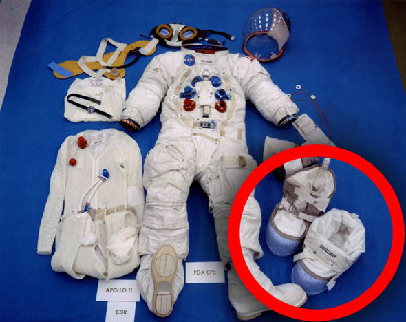 NASA-moon-landing-fake-hoax-Neil-Armstrong-footprint-boot-conspiracy-theory-1591663.jpg