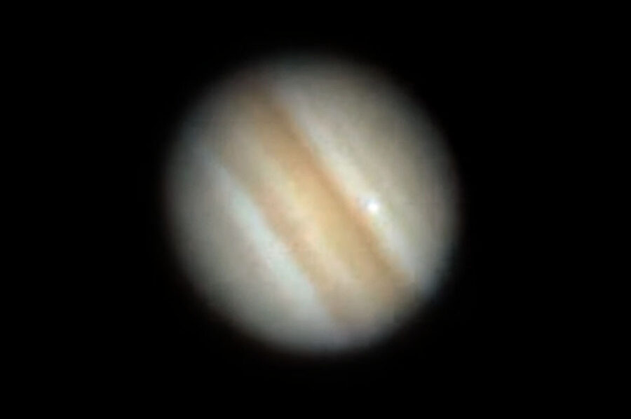 Jupiter-impact-Oct-15-2021-Ko-Arimatsu-900x598.jpg