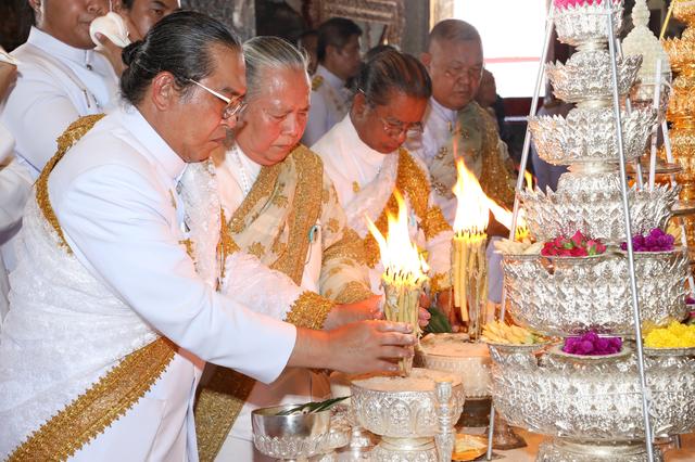 Royal astrologers and members of the Royal Thai court participate in a ritual ahead of the coronation to inscribe Thai King Maha Vajiralongkorn's name and title, cast the king's horoscope, and engrave the king's official seal at the Wat Phra Kaew or the Temple of the Emerald Buddha in Bangkok, Thailand April 23, 2019. Thailand Royal Household via REUTERS 