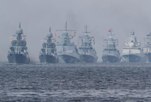 Russian warships sail during the Navy Day parade in Kronstadt near Saint Petersburg, Russia July 28, 2019. REUTERS/Anton Vaganov